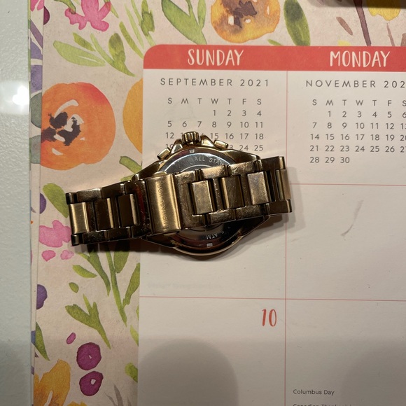 Michael kors oversized gold watch - Picture 5 of 7